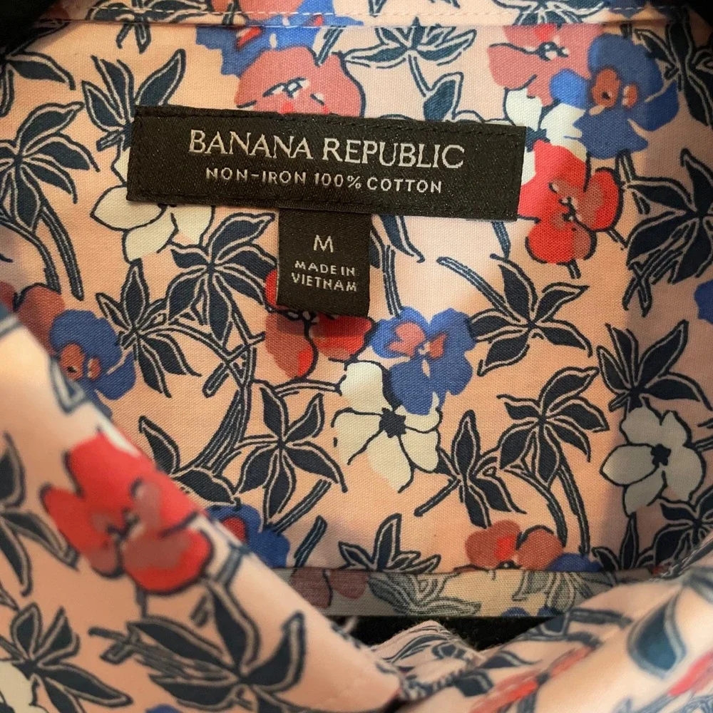 Banana Republic Mens 100% Cotton Pink Floral Non-Iron Untucked Slim Fit Shirt  M